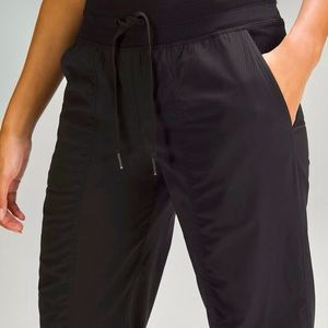 Lululemon Dance Studio Mid-Rise Jogger
Full Length
